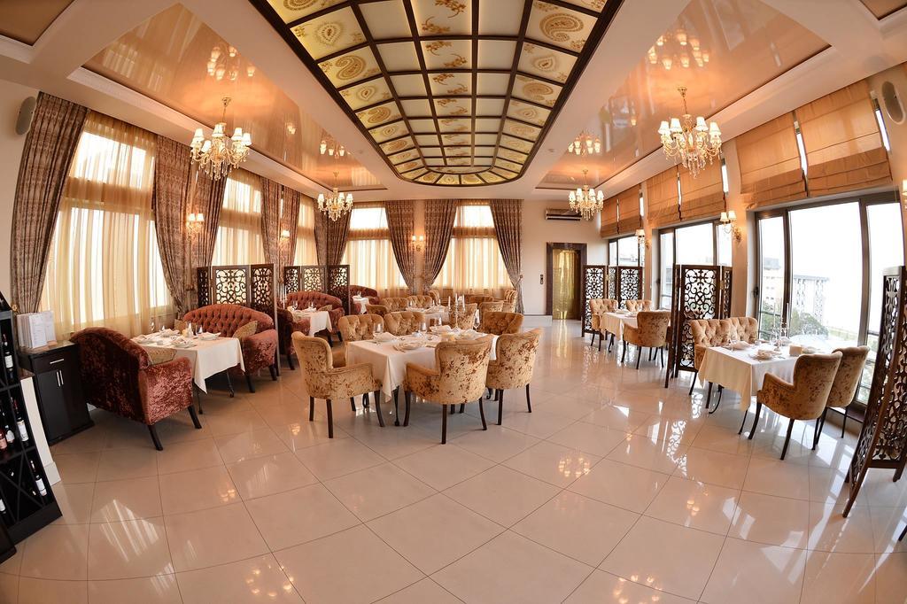 East Legend Hotel Baky Esterno foto